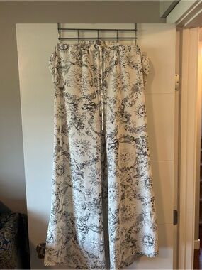 Rachel Roy wide-leg White Pants with Black Print
